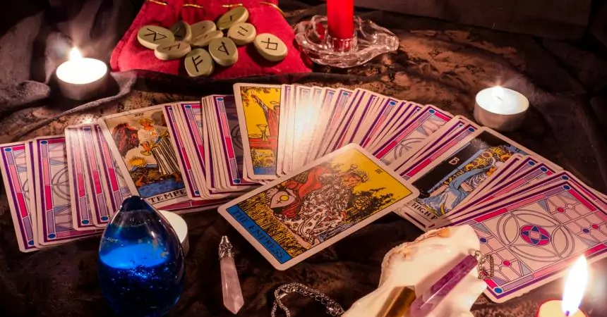 a cartomancia decide o meu futuro?