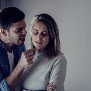 Será Que Estou Em Um Relacionamento Abusivo? Descubra os Sinais